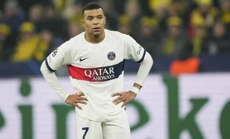 ¡Sigue el drama! Kylian Mbappé se mostró molesto con el PSG en el aeropuerto de Dortmund