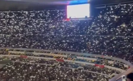 Estadio Azteca se iluminó con show de luces durante el medio tiempo de la Final