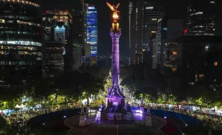 ¡Ángel azulcrema! Aficionados de América festejan el título en el monumento de la CDMX