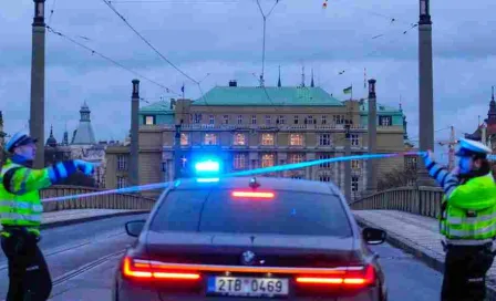 Tiroteo en una facultad en el centro de Praga dejó varios muertos y heridos