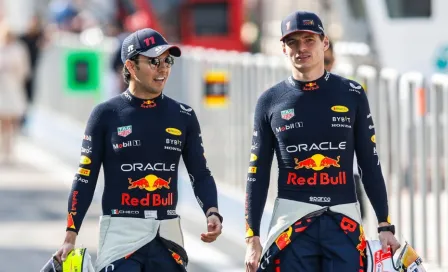 ¿Amigos otra vez? Verstappen confiesa lo que habla con 'Checo' Pérez fuera de la F1