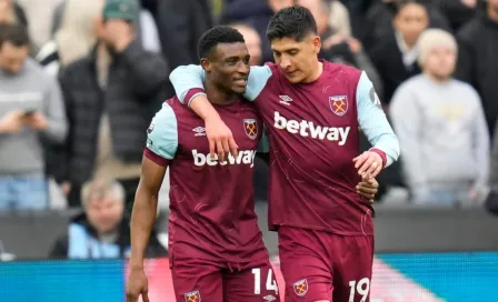 Edson Álvarez y West Ham vencen y 'hunden' a Manchester United