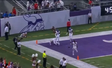 Camryn Bynum protagoniza momento chusco al festejar un TD en el Lions vs Vikings