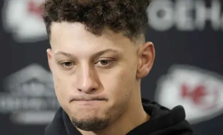 Patrick Mahomes llora tras perder ante los Raiders en Navidad