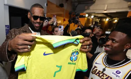 ¡Visita navideña! Vinicius Jr y LeBron James se encuentran en partido de NBA 