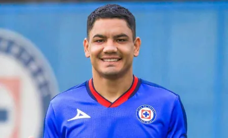 ¡Oficial! Toro Fernández es presentado como jugador de Cruz Azul