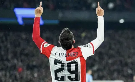 ¡MVP! Eredivisie nombra a Santiago Giménez como el mejor jugador del 2023