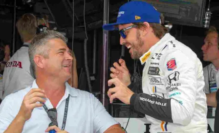 El emotivo mensaje de despedida de Fernando Alonso a Gil de Ferrán, su mentor