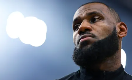 LeBron James explota contra árbitros de NBA: "Incluso con repetición se equivocan"