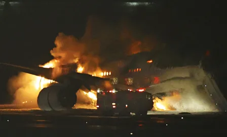 Avión de Japan Airlines se incendió con 379 personas a bordo tras chocar con Jet costero