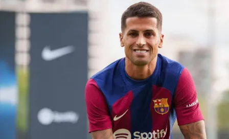 Joao Cancelo será baja de Barcelona para la Copa del Rey y la Supercopa de España