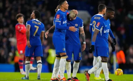 Pese a problemas en Premier League, Chelsea prospera en FA Cup