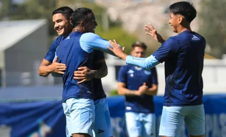 Cruz Azul vence a Gallos Blancos en partido de preparación con gol de 'Toro' Fernández