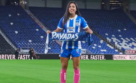 Ana Lucía Martínez fue presentada como nueva jugadora de Rayadas para el Clausura 2024