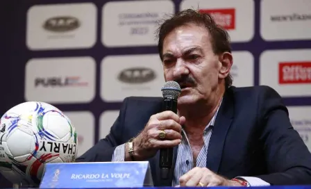 Ricardo la Volpe sobre la salida de Juan Escobar: 'Extraño que no haya un diálogo'