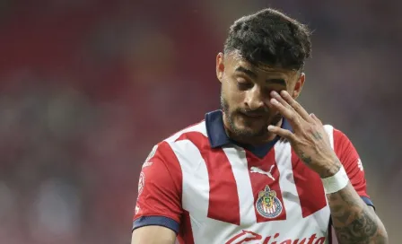 Alexis Vega se despide de Chivas tras 5 años: ‘No me voy como hubiera querido’