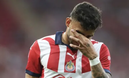 Chivas no le agradeció a Vega en su despedida, solo le deseó suerte