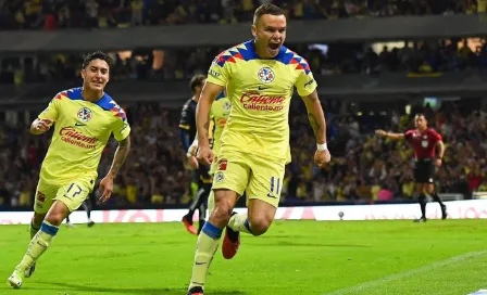 'Cabecita' y Brian Rodríguez se reincorporaron a la concentración y serán considerados ante Necaxa 