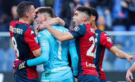 Genoa, con Johan Vásquez como titular, remontó ante Lecce y confirma racha positiva en Serie A