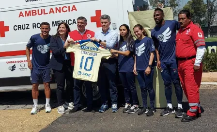 América donó una ambulancia de la Cruz Roja a Guerrero