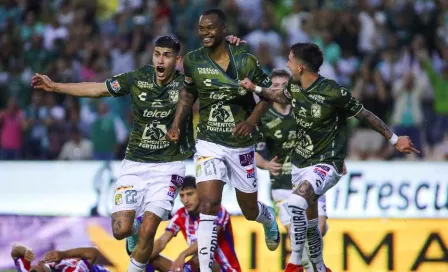 ¡Hicieron la hombrada! León venció a Atlético de San Luis con un hombre menos