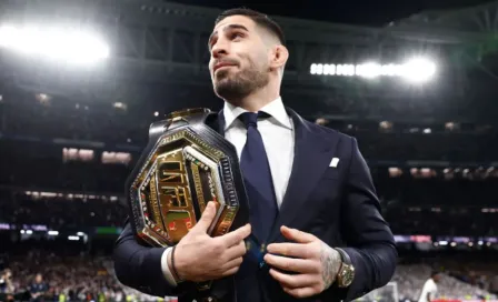 Ilia Topuria, campeón de UFC, visitó el Bernabéu en el Real Madrid vs Sevilla