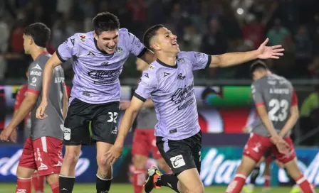 ¡Cañonazo! Mazatlán le quita el invicto al Necaxa, que terminó con 10 hombres