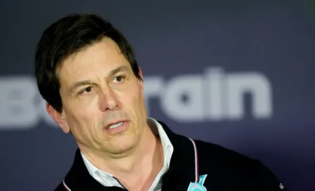 Toto Wolff pone calma a los rumores sobre la posible llegada de Verstappen a Mercedes en 2025