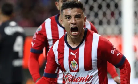 'Nene' Beltrán sabe de obligación de Chivas ante América: "Teníamos rato sin estar peleando"