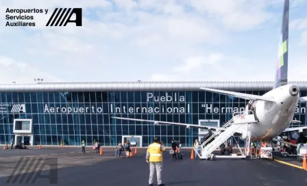 Aeropuerto de Puebla suspende operaciones por la ceniza del 'Popo'