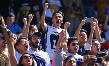 Niño aficionado de Pumas rompe en llanto por la emoción de ver a la UNAM en CU