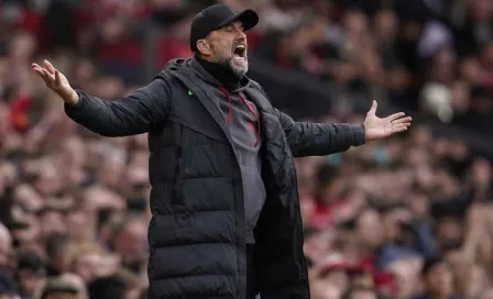 Jürgen Klopp 'explota' contra periodista tras la derrota ante Manchester United