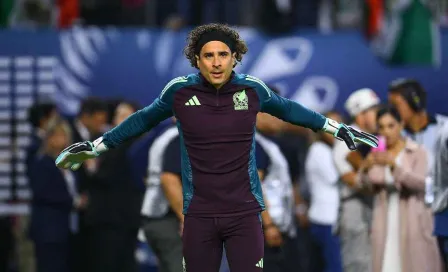 Guillermo Ochoa brilló en la victoria de la Selección Mexicana 