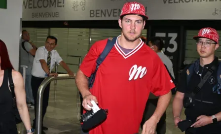 Trevor Bauer arriba en la CDMX para jugar con los Diablos Rojos hasta mayo