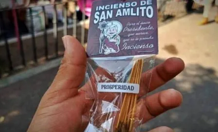 Venden inciensos de "San AMLITO" previo a Semana Santa