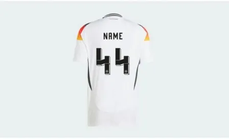 Adidas prohíbe personalizar camisetas de la Selección Alemana con el número 44