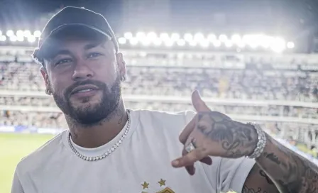 Neymar 'promete' volver al Santos de Brasil para 2025 