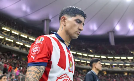 Víctor Guzmán el capitán y goleador de Chivas que ha perdido protagonismo con Fernando Gago