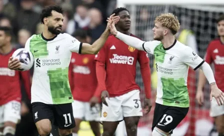 Mohamed Salah evita la derrota del Liverpool en su partido contra el Manchester United