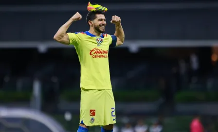 Henry Martín igualó récord de Salvador Cabañas en América y emuló su festejo 