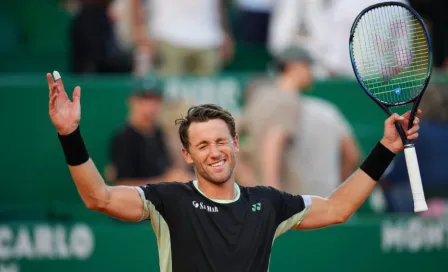 Casper Ruud vence a Djokovic y enfrentará a Tsitsipas en la final de Montecarlo