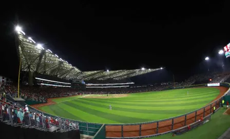 ¡Regresan a casa! El beisbol regresó al estadio de los Diablos Rojos para la nueva temporada