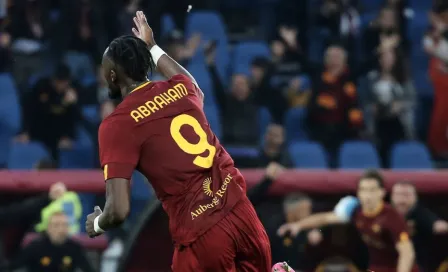 Svilar y Tammy Abraham salvan a la Roma de la derrota ante el Napoli