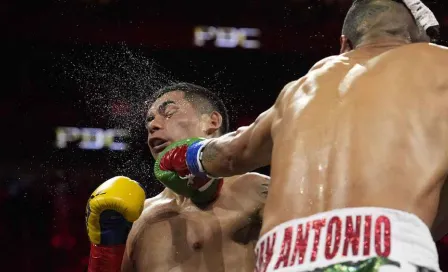 Mario 'El Azteca' Barrios defendió su título Mundial interino Welter ante Fabián 'TNT' Maidana