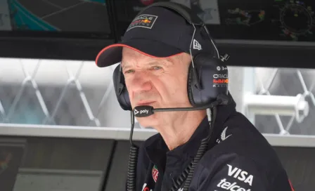 Adrian Newey apunta a llegar a Ferrari con un contrato millonario 