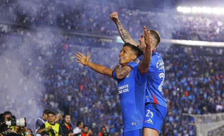 'Casi todo el país esta con Cruz Azul', señalan expertos en RÉCORD+