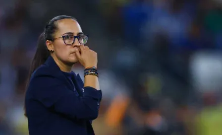 ¡Campeona! Amelia Valverde se convirtió en la cuarta mujer en levantar el trofeo de Liga MX Femenil