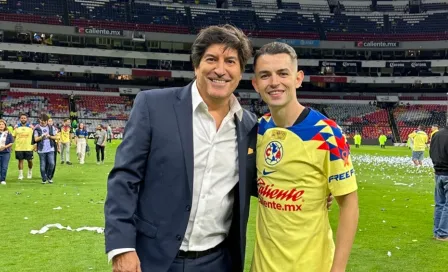 Álvaro Fidalgo presume foto con Iván Zamorano tras el campeonato de América: 'Leyenda'