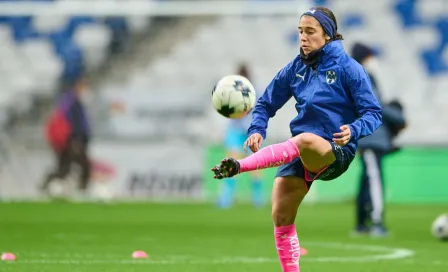 Mónica Flores se corona campeona con Rayadas, ahora, como nutrióloga del club