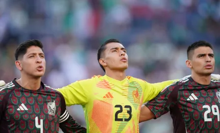 Tala Rangel: Desde 1954 un portero mexicano no recibía tres goles en el primer tiempo en su debut 